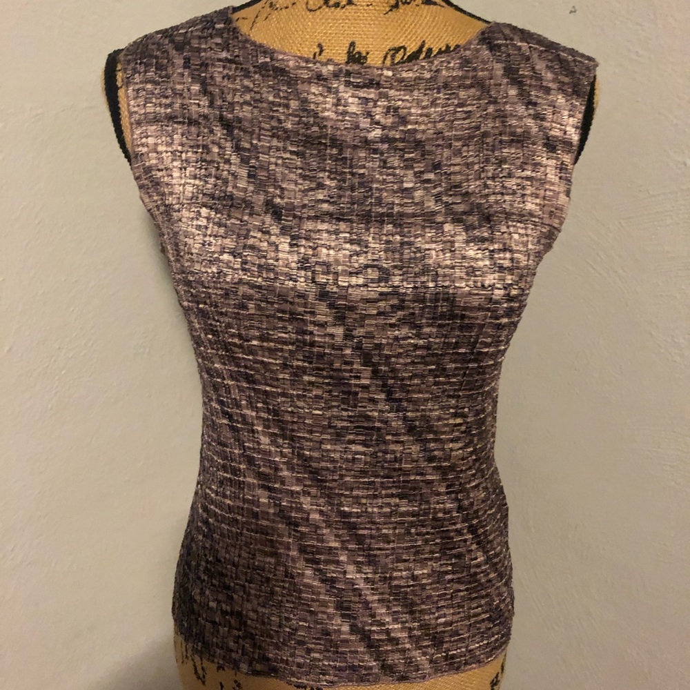 Petite Sophisticate dark/light mauve & black shell. Size small.